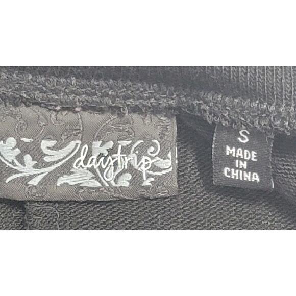 Day Trip Black Draped Front Sequin Batwing Cardigan Sweater Small Lightweight - Picture 3 of 5